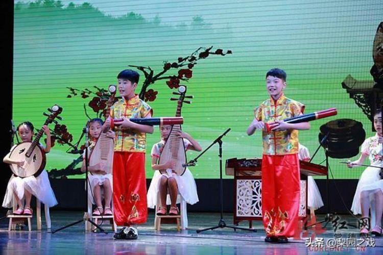 中国曲艺的类别和曲种传统戏曲文化的区别「中国曲艺的类别和曲种传统戏曲文化」