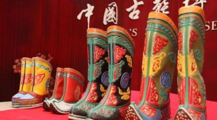 戏曲鞋子用是什么材料「何为中国戏鞋区于普通精于材料漫谈中国古代戏鞋的发展」