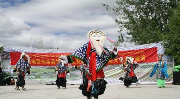 藏戏又被誉为藏文化的什么,藏戏的意思